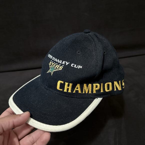 Dallas Stars 2000 NHL Stanley Cup Champions WHOOPS New Era Strapback Cap Hat - Picture 2 of 5